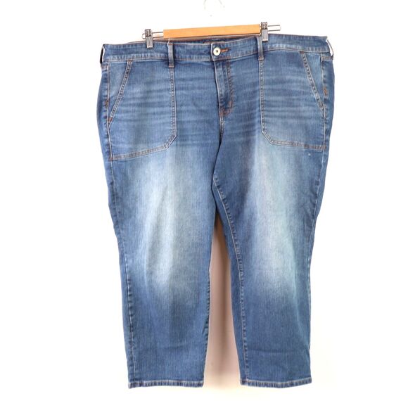 Torrid Crop Boyfriend Jeans size 22S - Picture 1 of 4